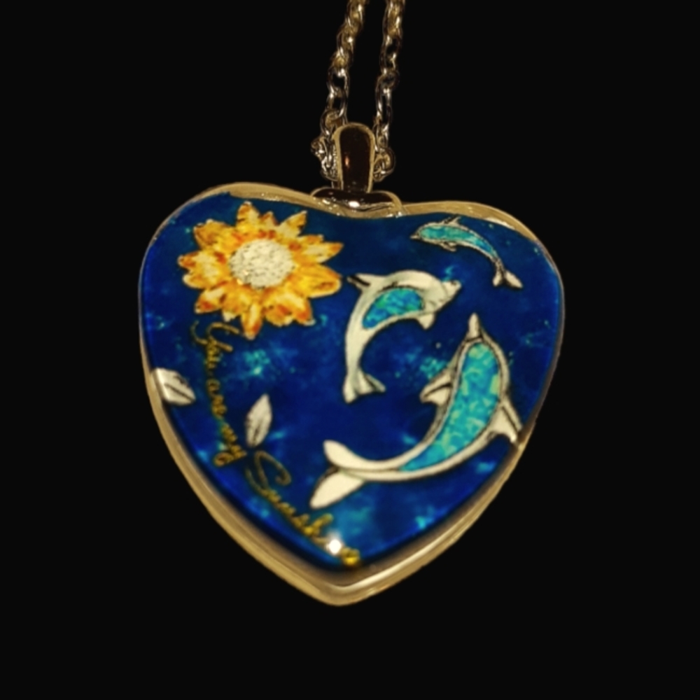 Glass heart dolphin necklace